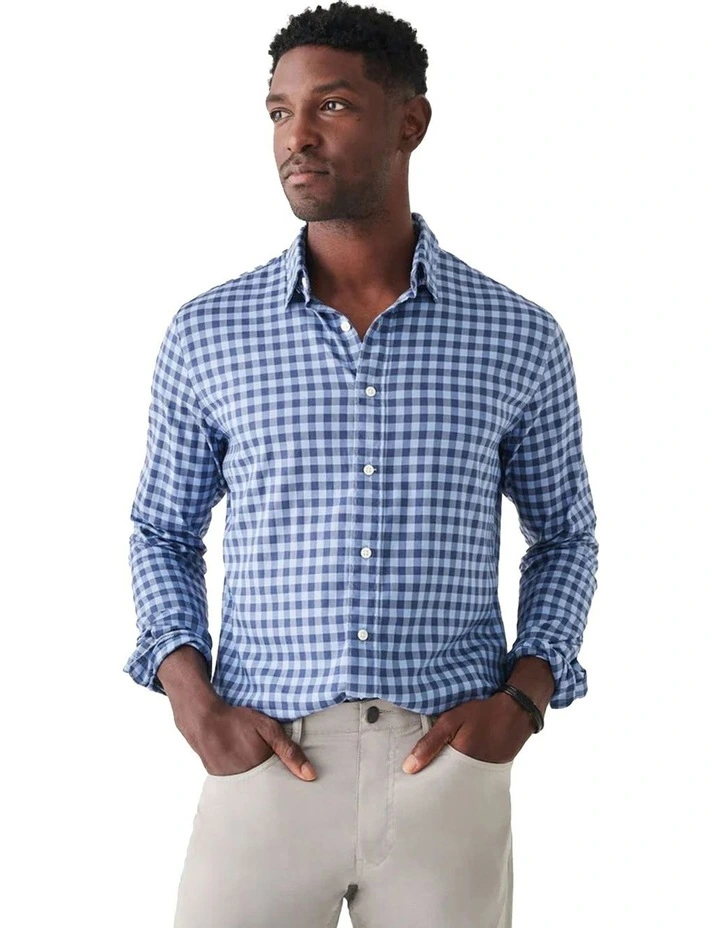 The Movement Shirt in Navy image 3