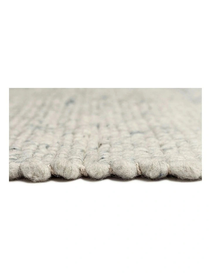 Selwyn Marbled Wool Rug in Cream image 6