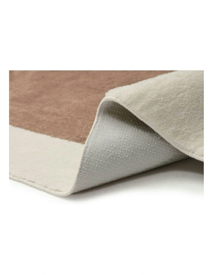 Ludlow Printed Washable Rug in Beige image 4