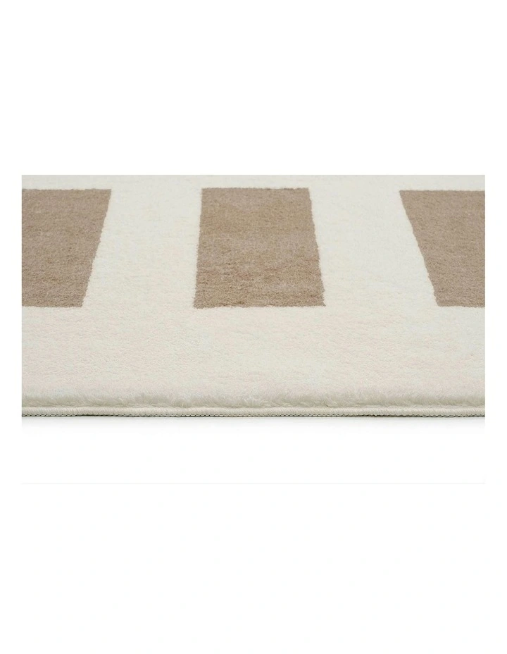 Bedford Printed Washable Rug in Brown image 3
