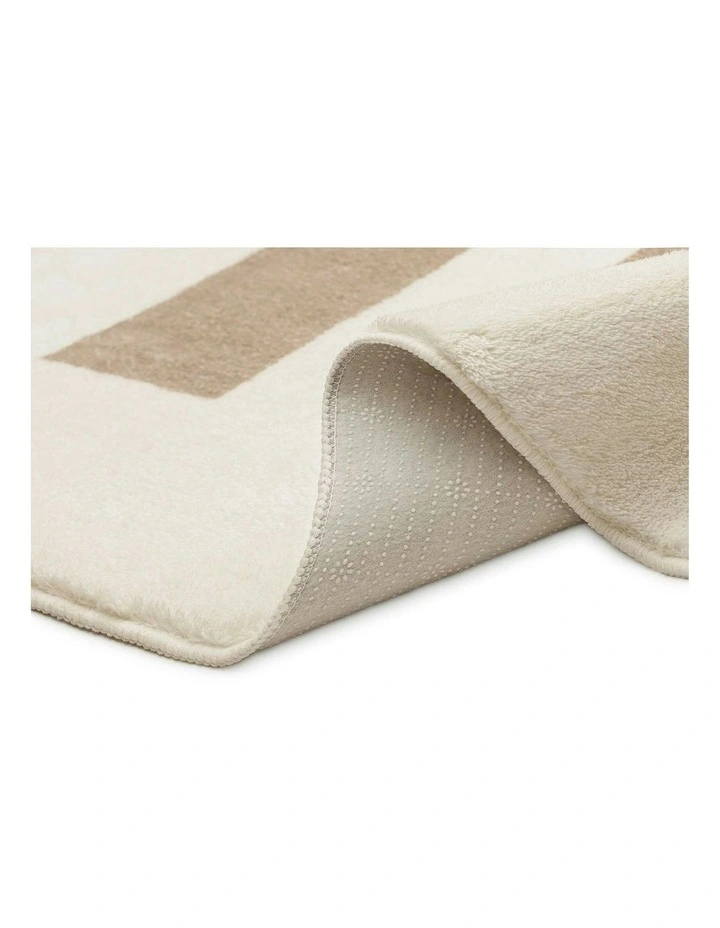 Bedford Printed Washable Rug in Brown image 4