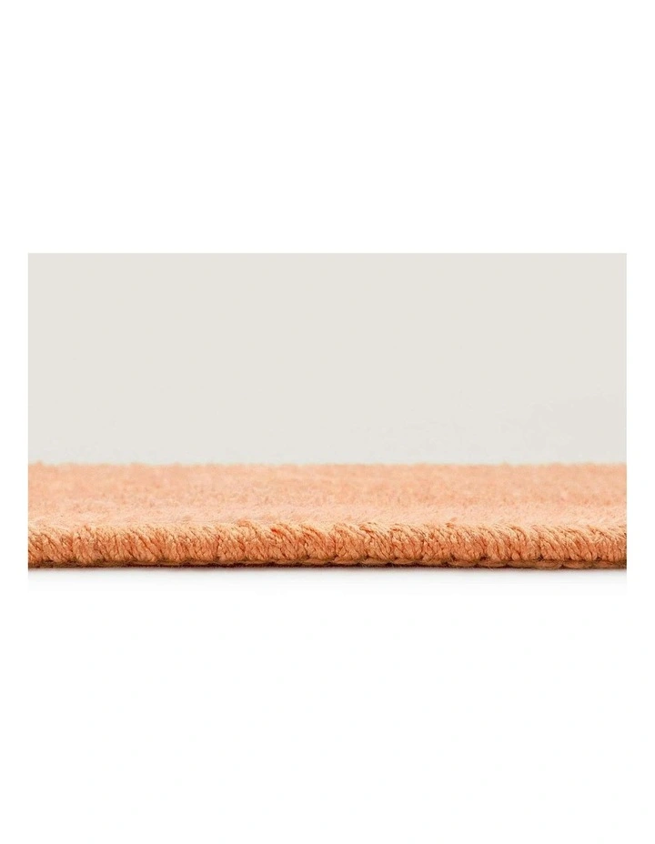 Bitonto Scalloped Washable Rug in Peach image 5