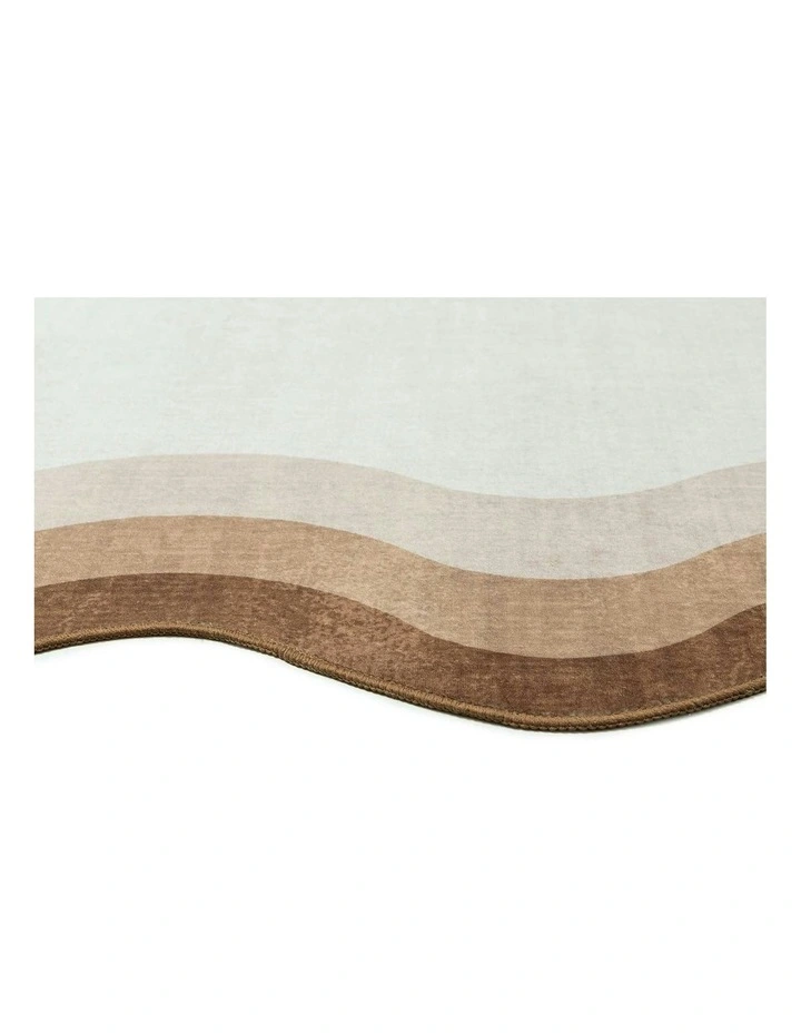 Matera Scalloped Washable Rug in Brown image 3