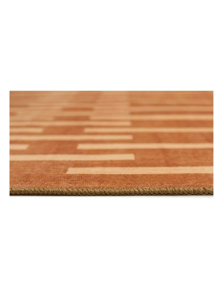 Tudor Printed Washable Rug in Rust image 5