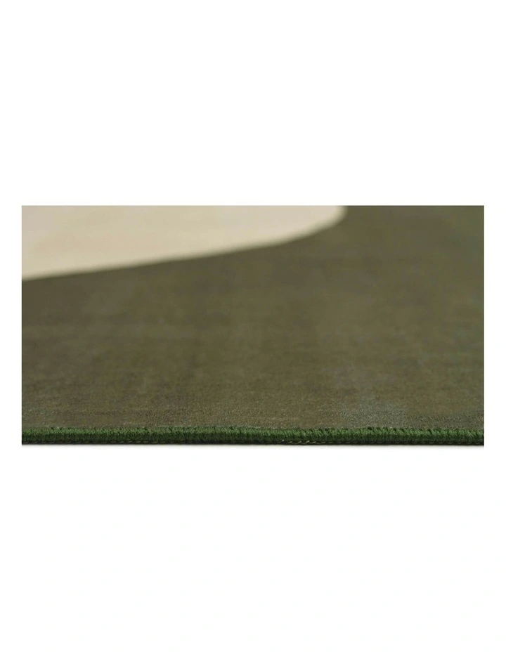 Torres Printed Washable Rug in Forest Green image 5