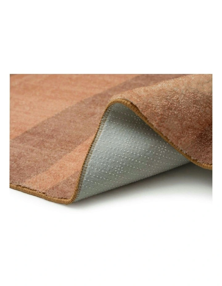 Roxbury Printed Washable Rug in Brown image 4