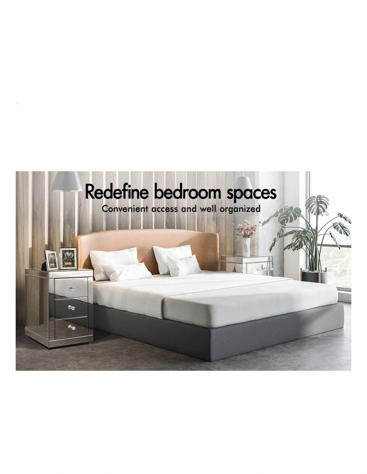 Mirrored Bedside Table Set Of 2 in Silver image 3