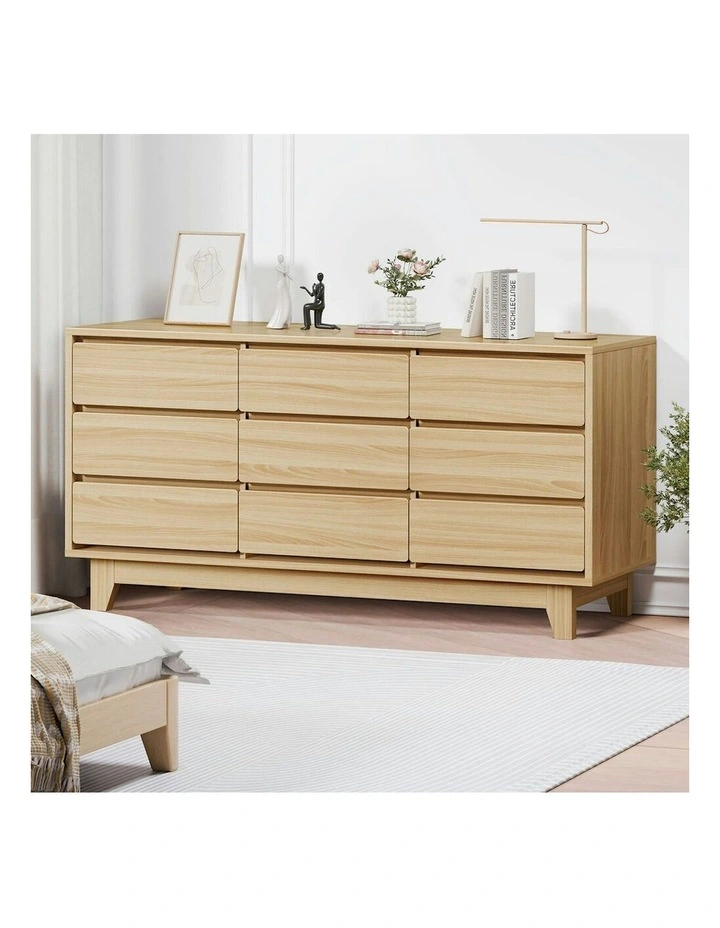 9 Chest of Drawers in Wood image 2