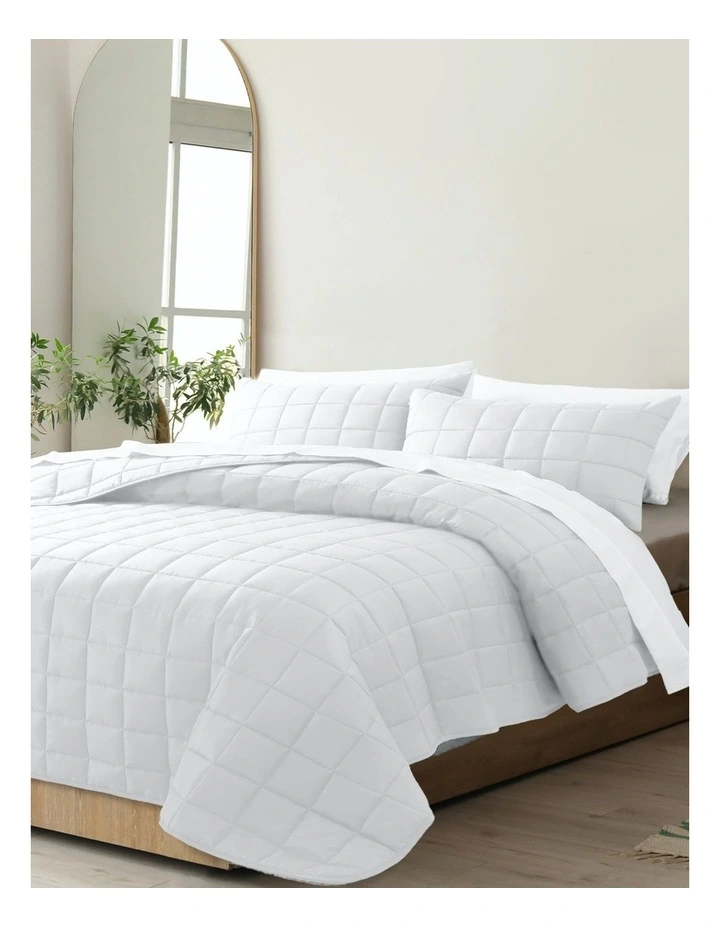 King Coverlet Set 3 Peice in White image 1