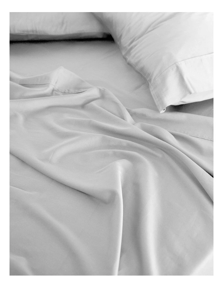 Balmain Bamboo Cotton Queen Hotel Grade Sheet Set in Pale Grey image 3