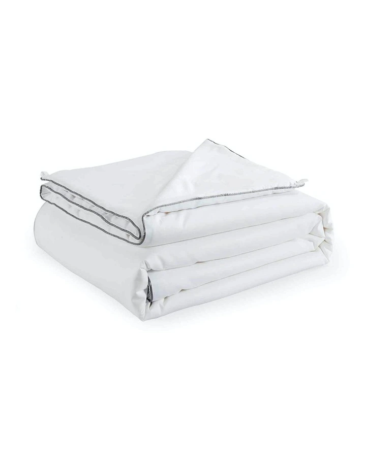 100% Silk Filled Eco-Lux Quilt 300GSM in White image 3
