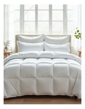 95% Goose Feather 5% Down 500GSM All Seasons Quilt in White
