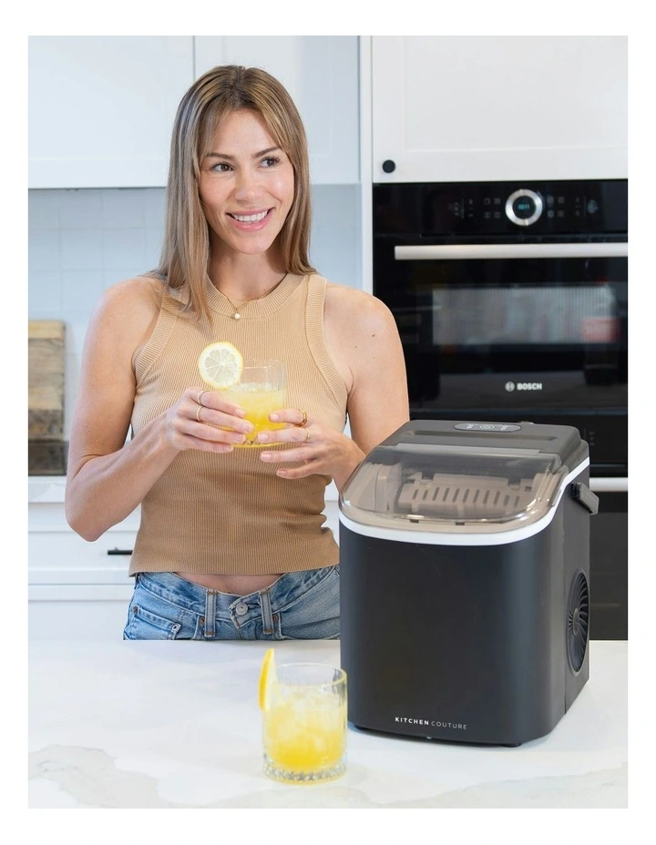 Kitchen Couture Compact Benchtop Ice Maker in Black image 4