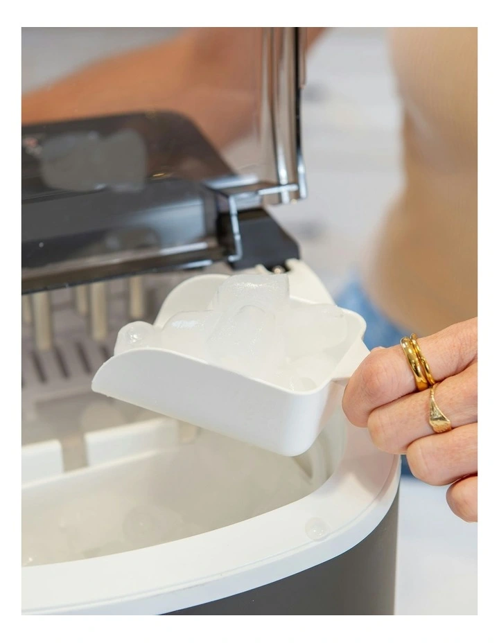 Kitchen Couture Compact Benchtop Ice Maker in Black image 6