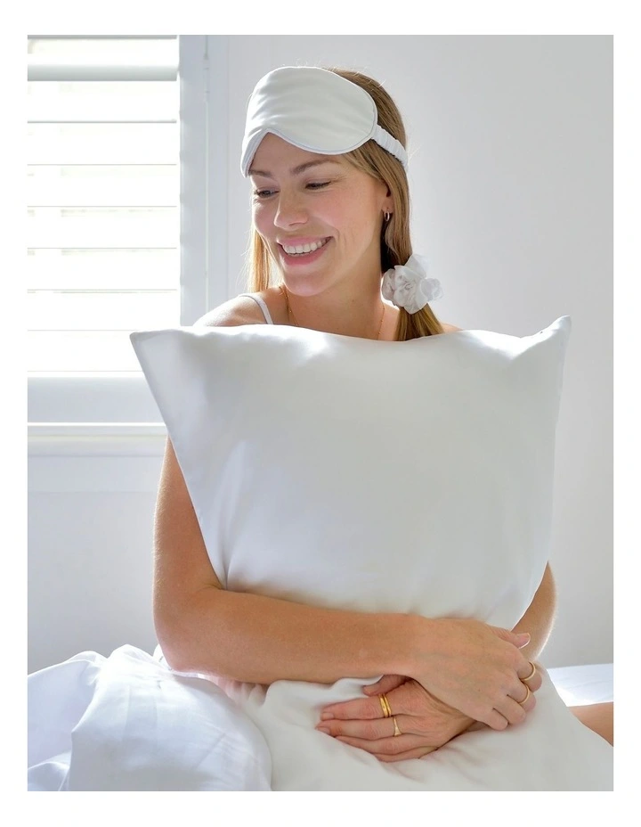 Pure Mulberry Silk Sleep Set in White image 1