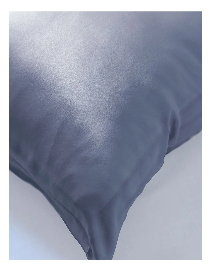 Soft Silk Luxurious Hypoallergenic Pillowcase Twin Pack in Blue image 2