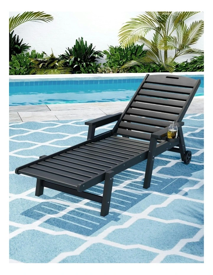 Sun Lounge Beach Chair With Wheels in Black image 3