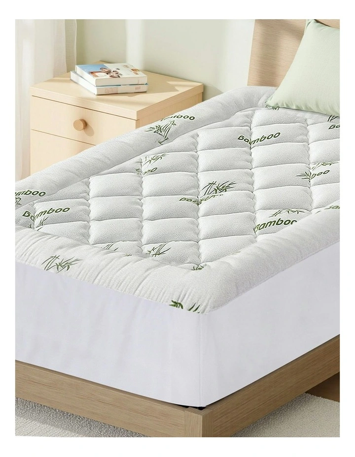 Mattress Topper 5cm in White image 3