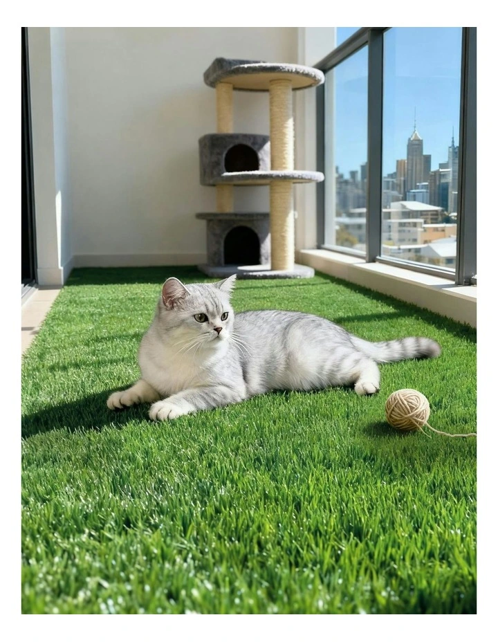 Artificial Grass 2 Rolls 50cm x 2m in Green image 3