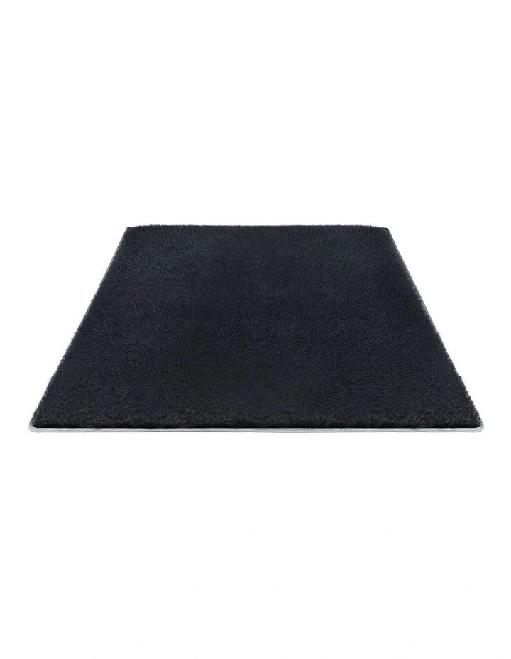 Shaggy Floor Rug 140x200cm in Black image 1
