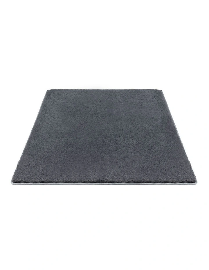 Shaggy Floor Rug in Grey image 1