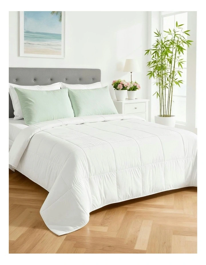 All Season Doona Duvet Lightweight Super King Bamboo Summer Quilts in White image 3
