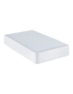 Cooling Mattress Protector in White