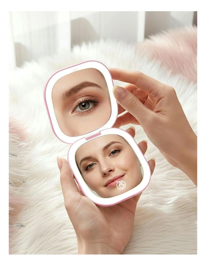 LED Compact Mirror in Pink image 5