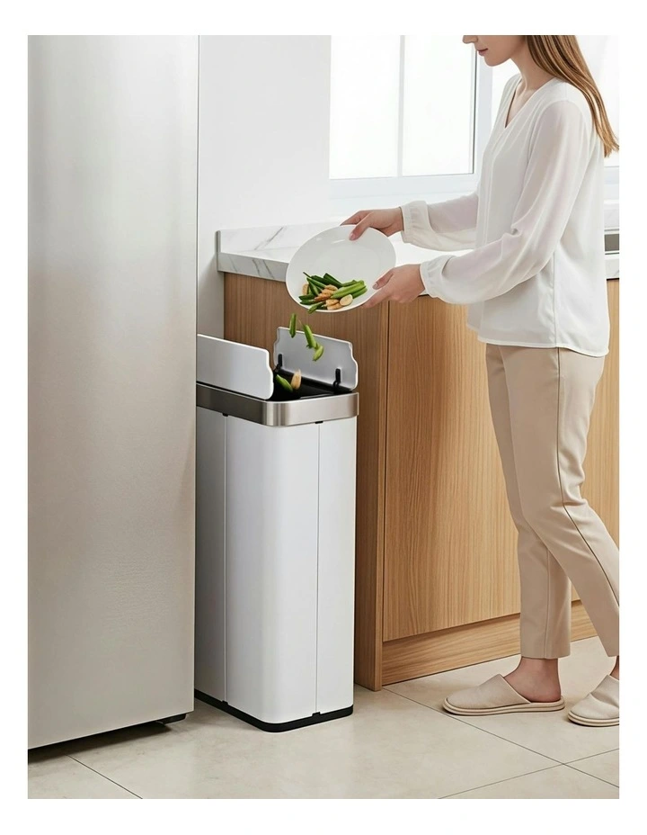 Automatic Kitchen Touchless Motion Sensor Bin 70L in White image 7