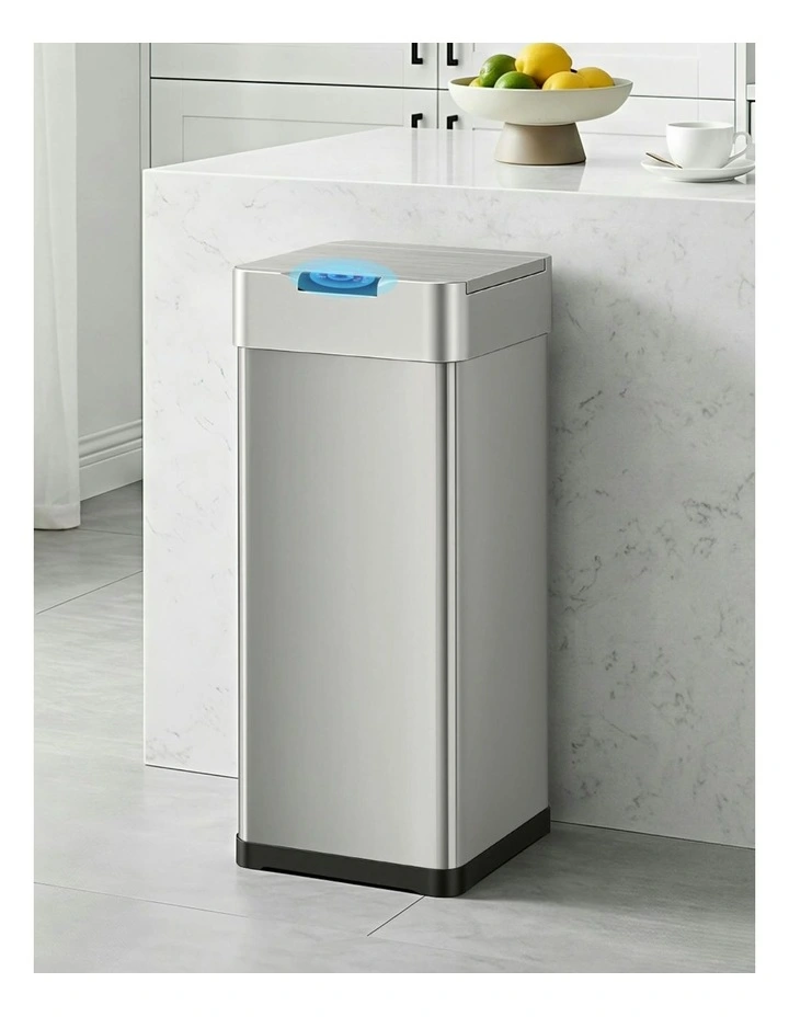 Motion Sensor Bin 50L in Silver image 3