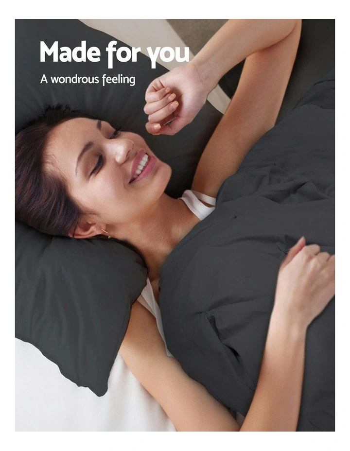Queen Quilt Classic Cover Set in Black image 2