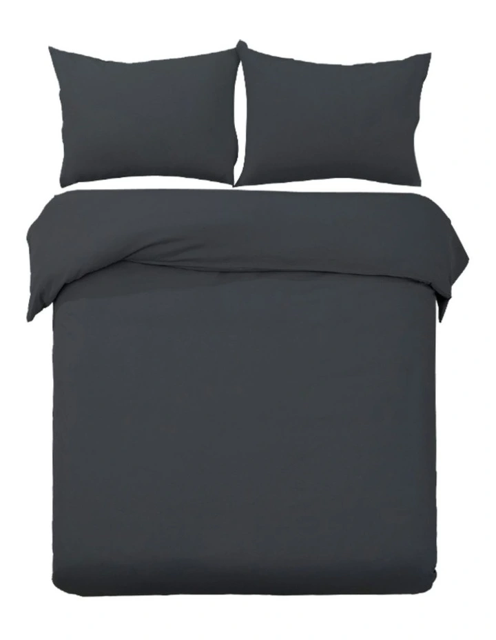 Queen Quilt Classic Cover Set in Black image 3