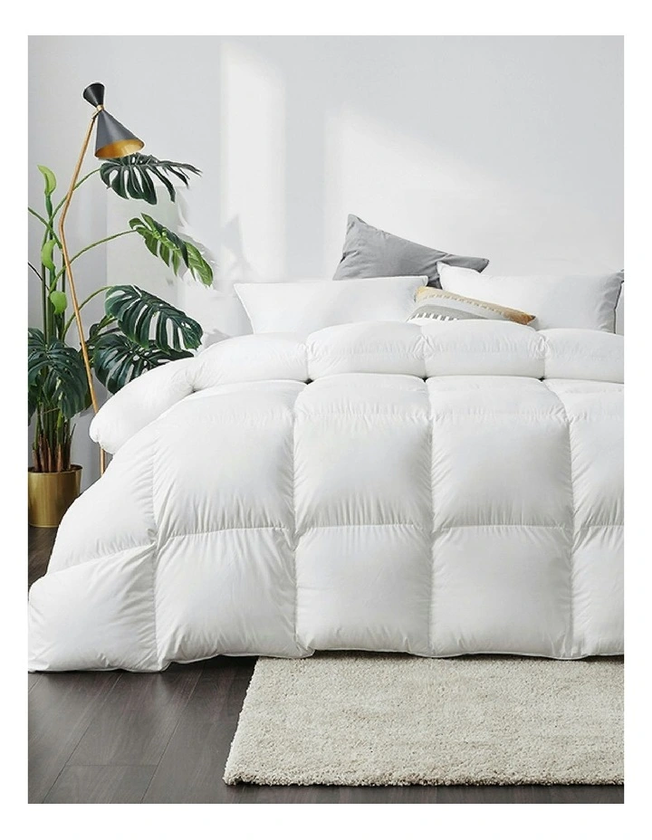 Queen Size 700GSM Duck Down Feather Quilt image 1