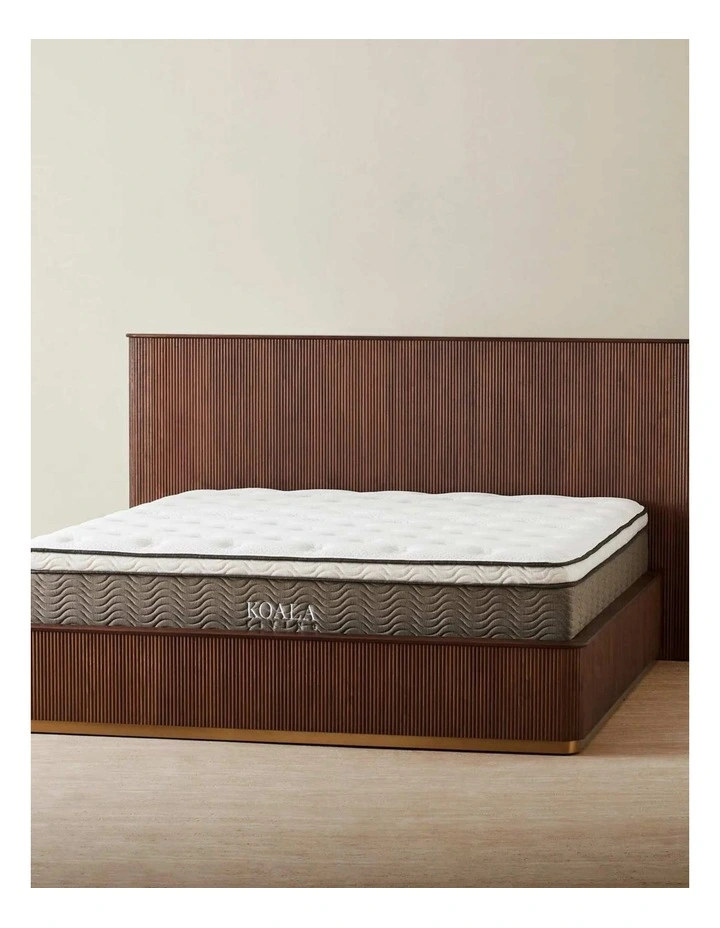 San Pierre Queen Bed in Walnut image 2