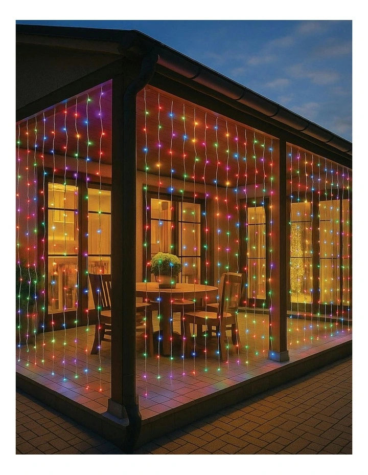Solar Powered 160 LED Curtain Light image 5