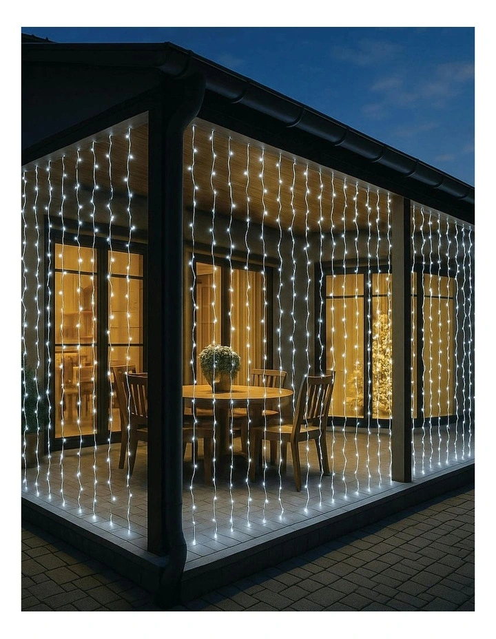 Solar Powered 160 LED Curtain Light image 6