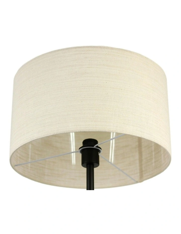 Linea Floor Lamp image 5