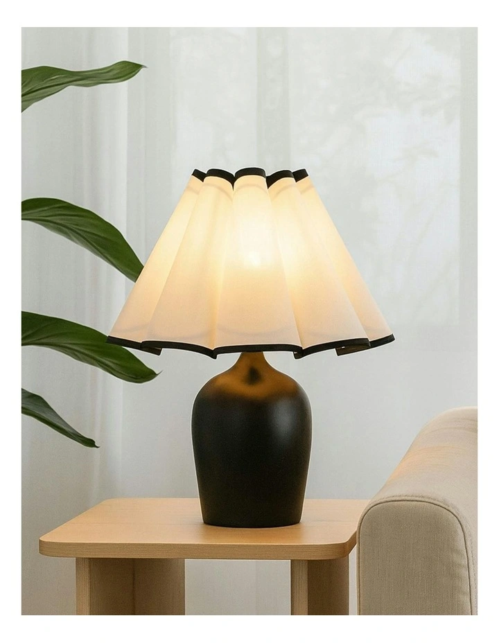 Wilma Touch Table Lamp in Black image 3