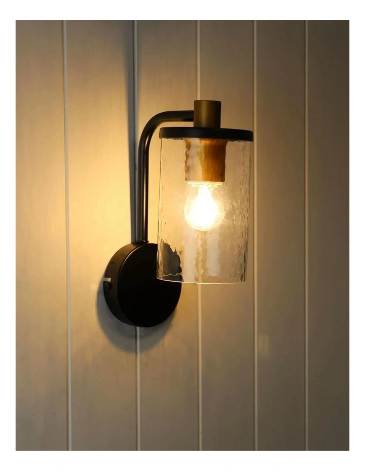 Raymont Wall Light in Black image 2