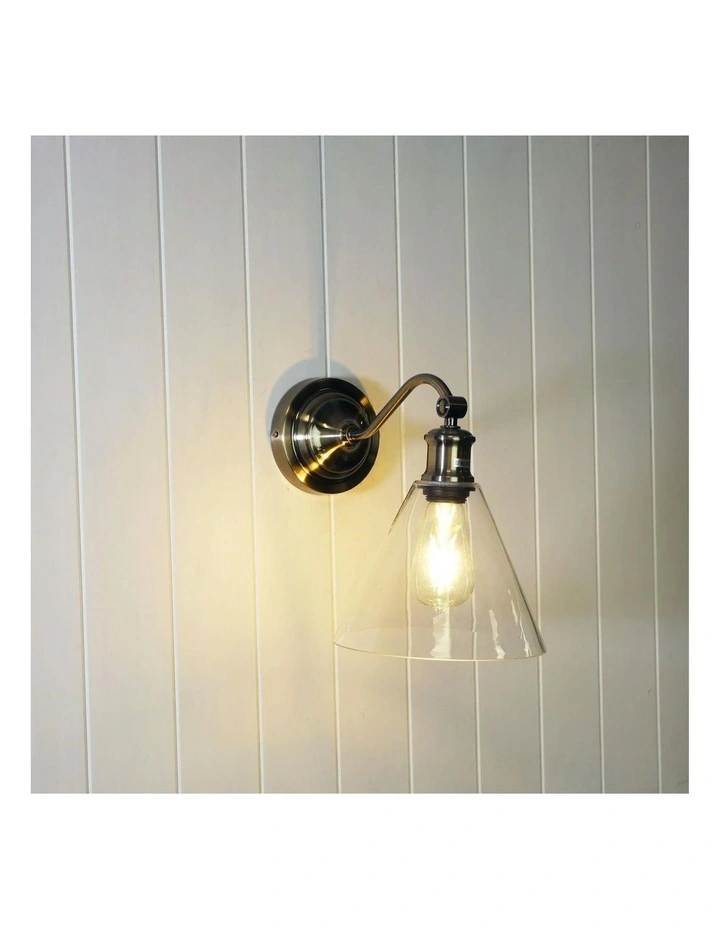 AbbyHamptons Style Classic Wall Light Antique Brass image 2