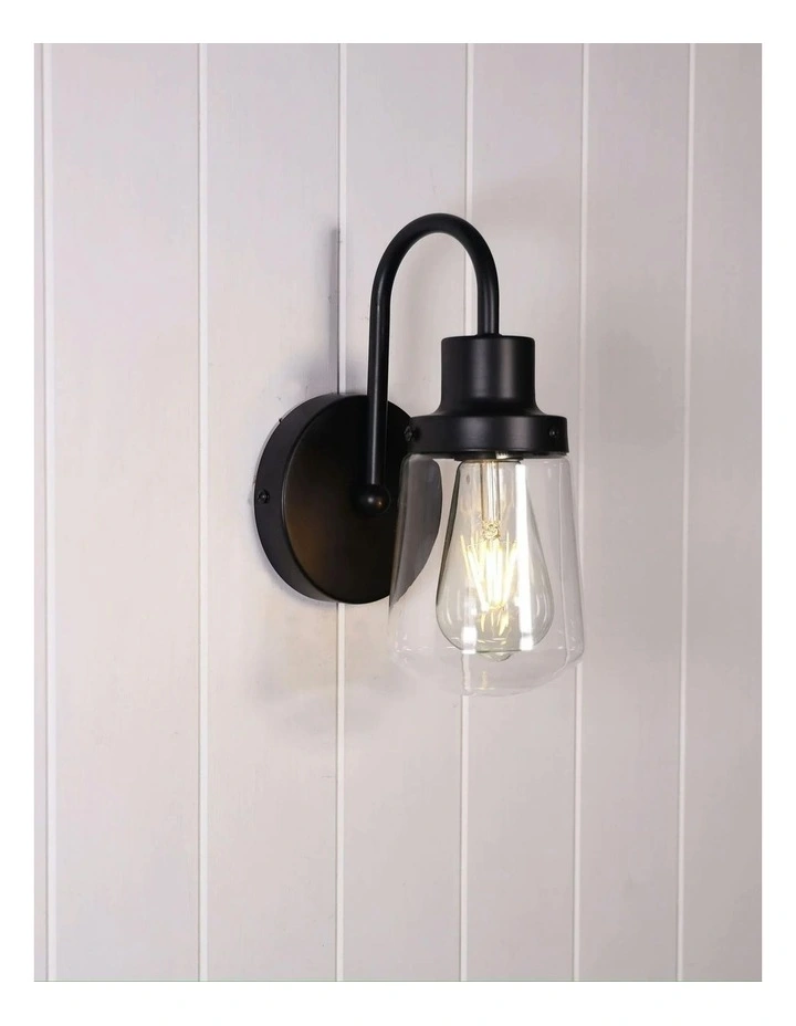 Kilcoy Industrial Wall Light in Black image 2