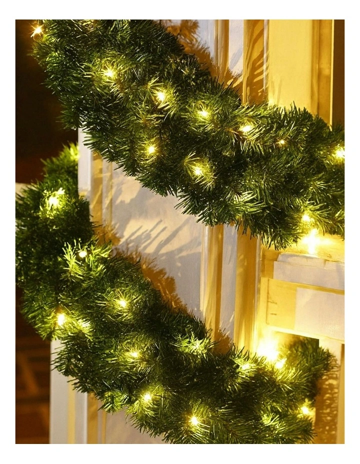 Pre-lit Garland Small in Green image 1