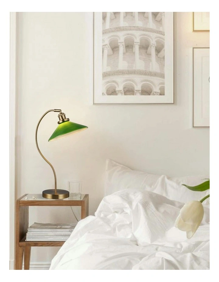 Gemma Glass Table Lamp in Green image 3