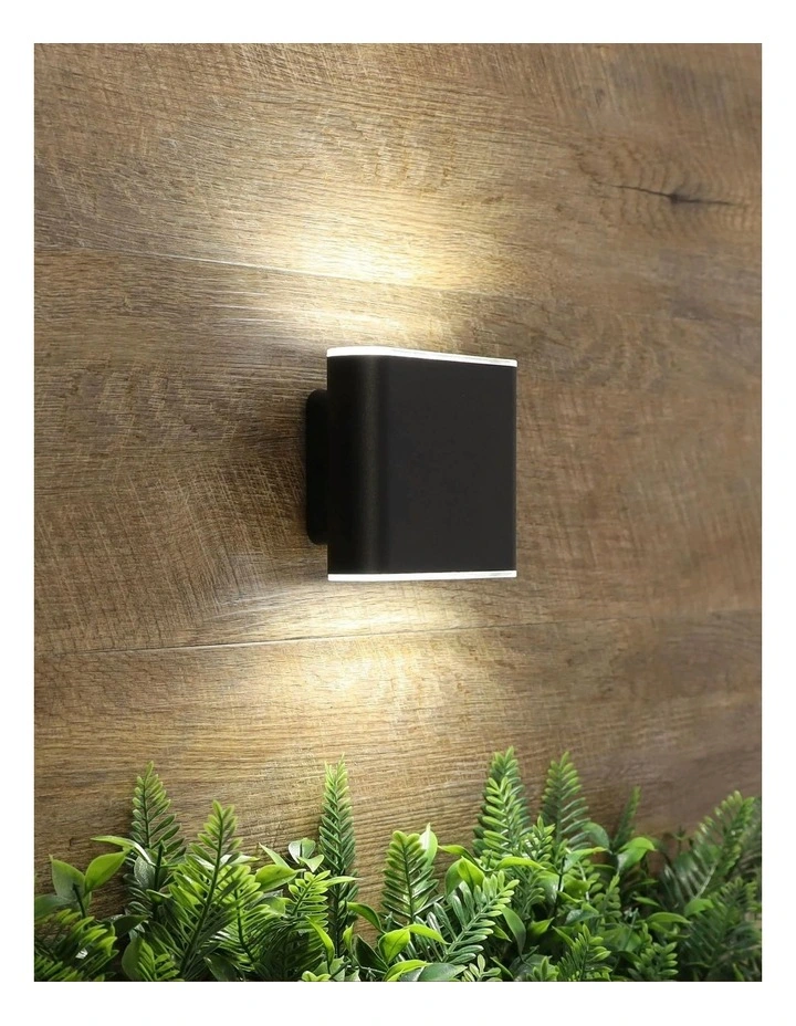 Wash LED Wall Light 2*3 in Black image 3