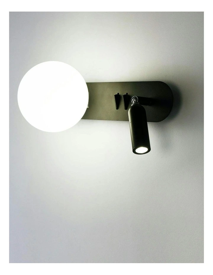 Harlow Wall Light in Black image 4