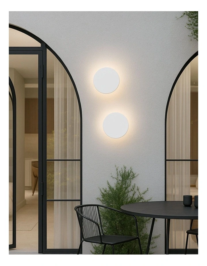 Orlan LED Colouring Disc Wall Sconce 250mm in White image 2