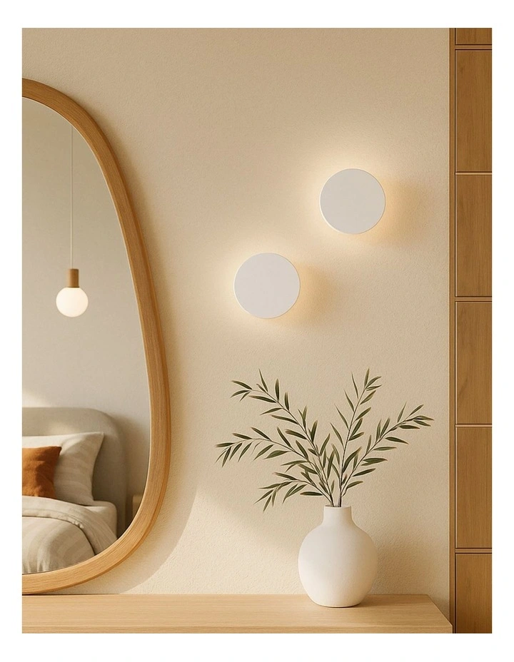 Orlan LED Colouring Disc Wall Sconce 180mm in White image 2