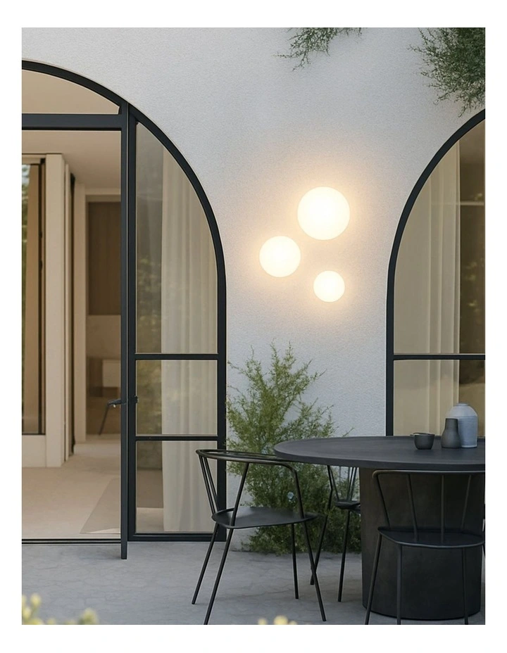 Orlan LED Colouring Disc Wall Sconce 180mm in White image 3