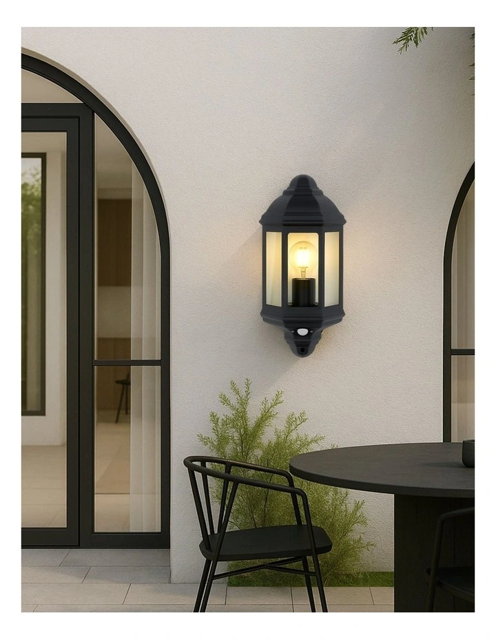 Avara Outdoor Wall Sconce With Sensor in Black image 4