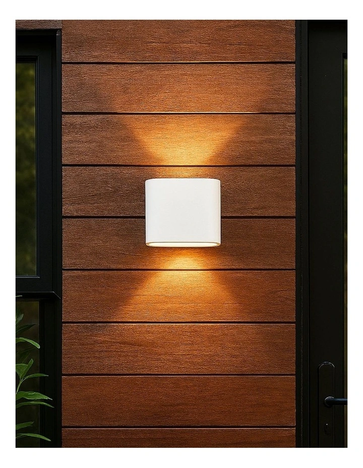 Elaro CCT LED Outdoor Wall Light in White image 5
